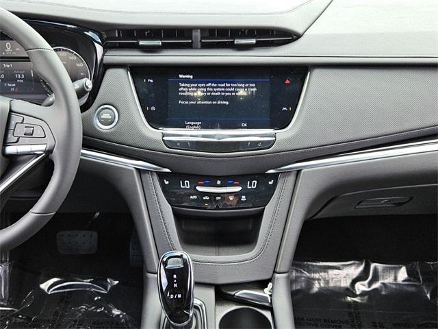 new 2025 Cadillac XT6 car, priced at $44,493