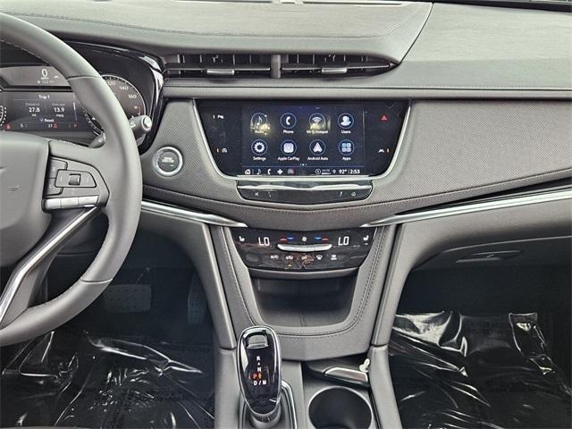 new 2025 Cadillac XT6 car, priced at $48,940