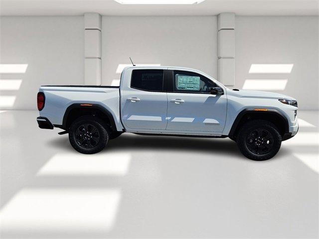 new 2025 GMC Canyon car, priced at $39,694