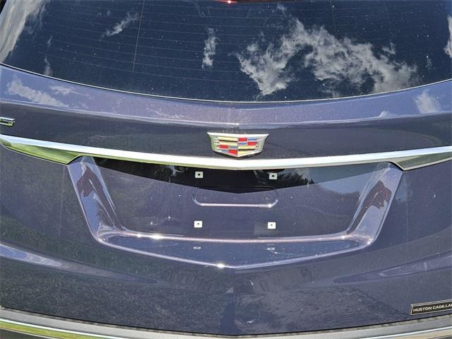 new 2025 Cadillac XT5 car, priced at $45,714