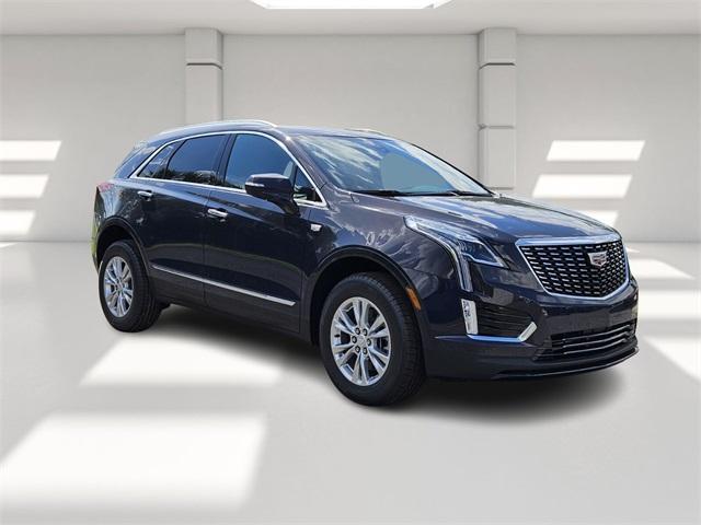 new 2025 Cadillac XT5 car, priced at $45,714
