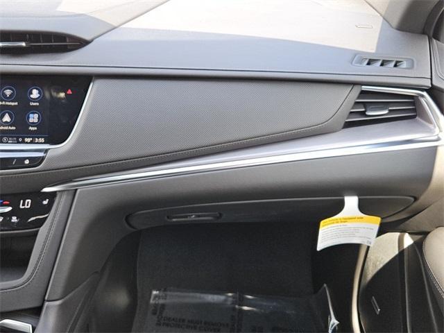 new 2025 Cadillac XT5 car, priced at $45,714
