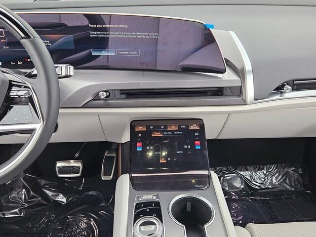 new 2026 Cadillac VISTIQ car, priced at $79,514