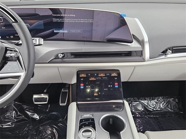 new 2026 Cadillac VISTIQ car, priced at $79,514
