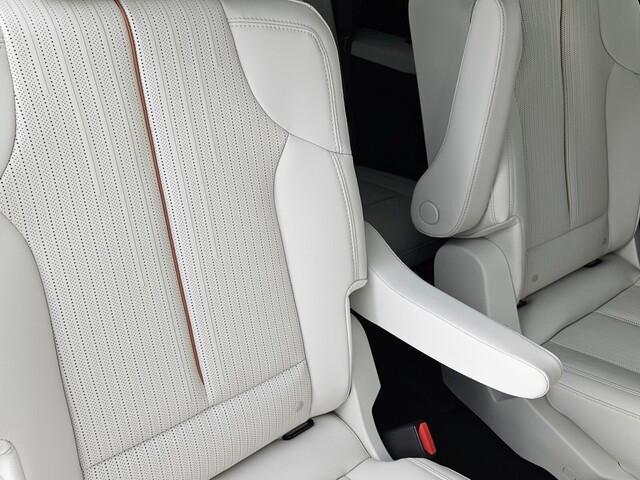 new 2026 Cadillac VISTIQ car, priced at $79,514