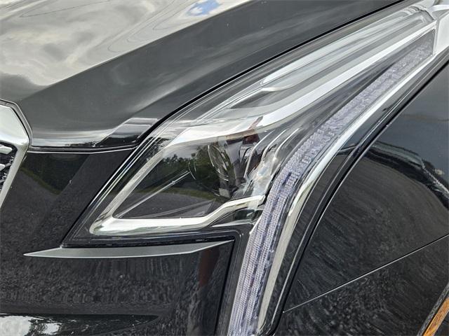 used 2022 Cadillac XT5 car, priced at $33,500