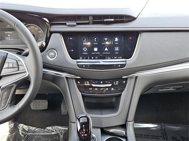 new 2025 Cadillac XT5 car, priced at $45,714