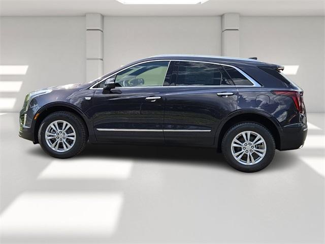 new 2025 Cadillac XT5 car, priced at $45,714