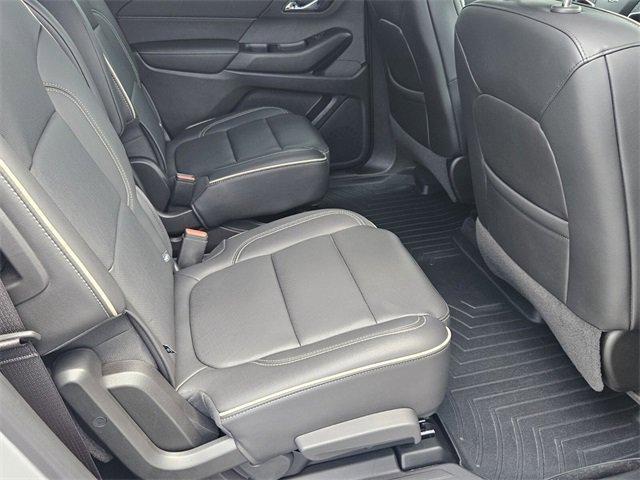 used 2022 Chevrolet Traverse car, priced at $34,992