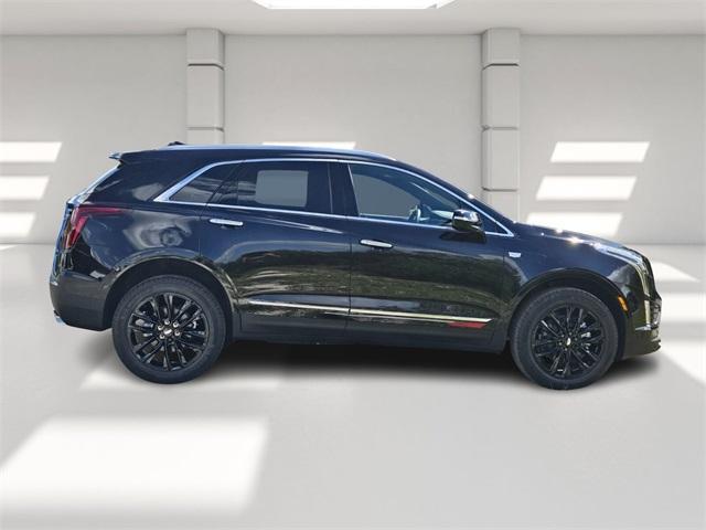 new 2025 Cadillac XT5 car, priced at $48,410