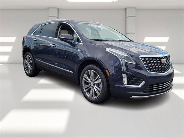 new 2025 Cadillac XT5 car, priced at $56,090