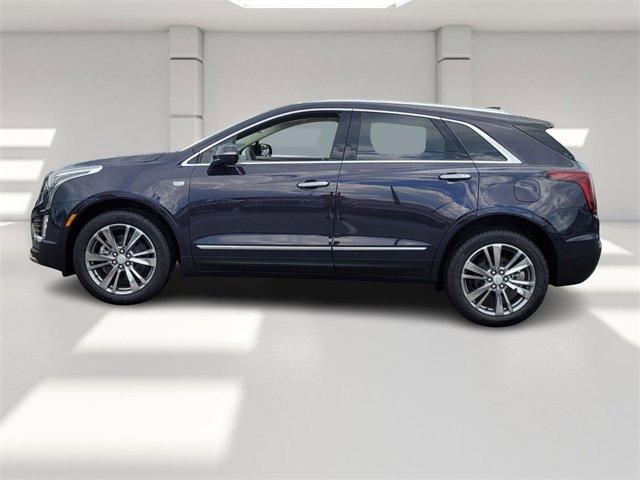 new 2025 Cadillac XT5 car, priced at $56,090