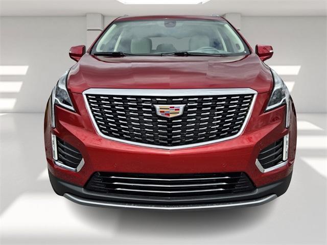 new 2025 Cadillac XT5 car, priced at $56,790