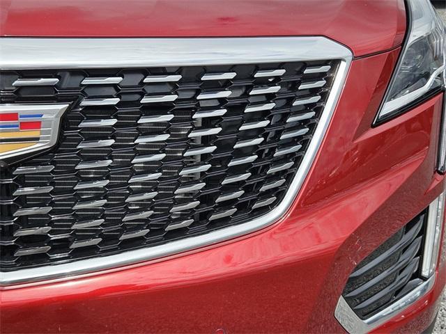 new 2025 Cadillac XT5 car, priced at $56,790