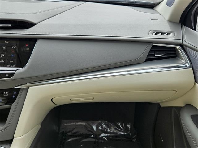 new 2025 Cadillac XT5 car, priced at $56,790