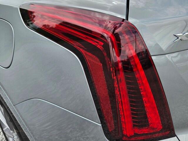 used 2025 Cadillac XT5 car, priced at $46,987