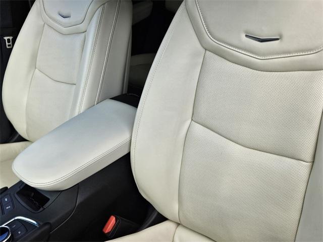 used 2023 Cadillac XT6 car, priced at $42,997