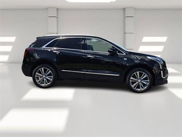 used 2025 Cadillac XT5 car, priced at $49,994