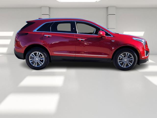 used 2022 Cadillac XT5 car, priced at $35,333