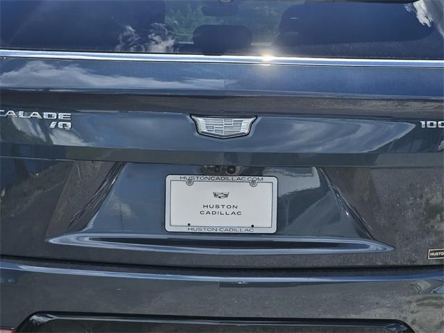 new 2025 Cadillac Escalade IQ car, priced at $153,909