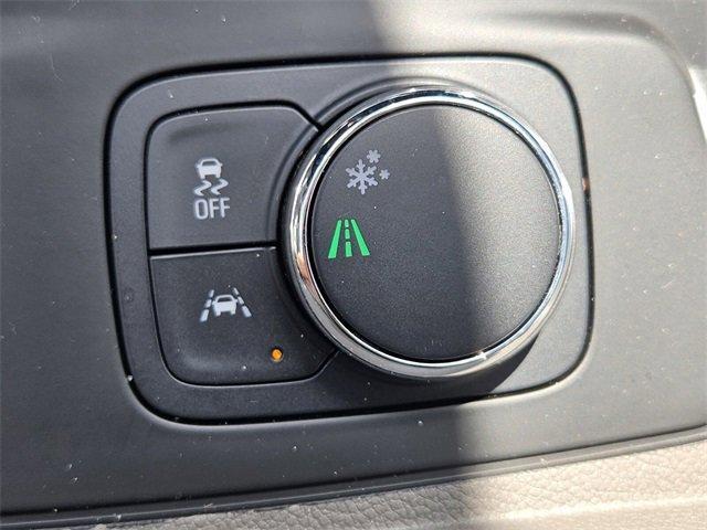 used 2021 Chevrolet Traverse car, priced at $24,219