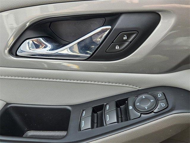 used 2021 Chevrolet Traverse car, priced at $24,219