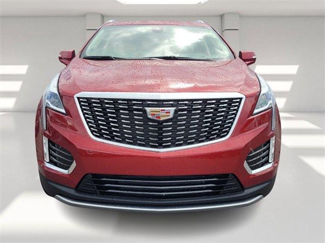 new 2025 Cadillac XT5 car, priced at $56,690