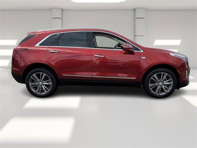 new 2025 Cadillac XT5 car, priced at $56,690