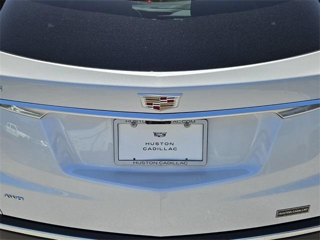 new 2025 Cadillac XT5 car, priced at $50,728
