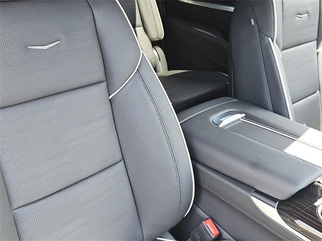 new 2025 Cadillac Escalade ESV car, priced at $114,039