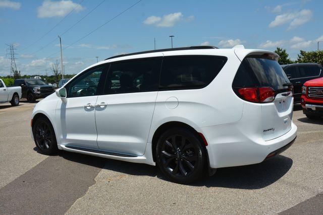 used 2018 Chrysler Pacifica car, priced at $21,650