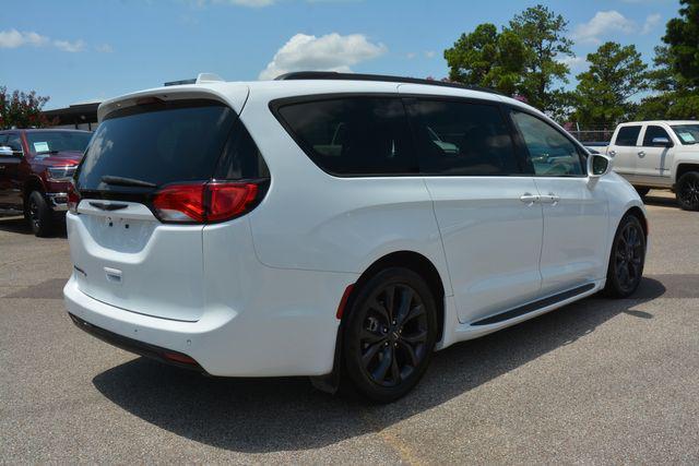 used 2018 Chrysler Pacifica car, priced at $21,650