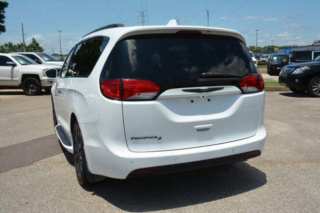 used 2018 Chrysler Pacifica car, priced at $21,650