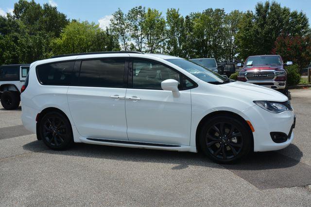 used 2018 Chrysler Pacifica car, priced at $21,650