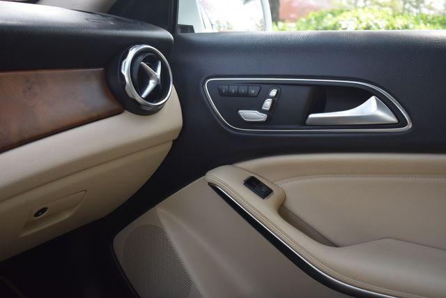 used 2020 Mercedes-Benz GLA 250 car, priced at $21,700