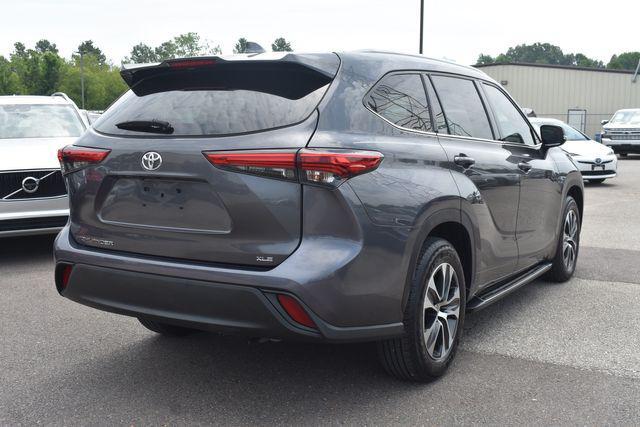 used 2021 Toyota Highlander car, priced at $30,990