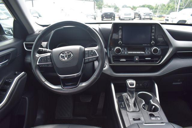 used 2021 Toyota Highlander car, priced at $30,990