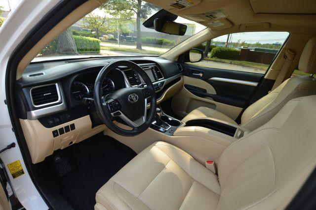 used 2019 Toyota Highlander car, priced at $25,580