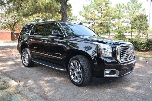 used 2017 GMC Yukon car, priced at $25,990