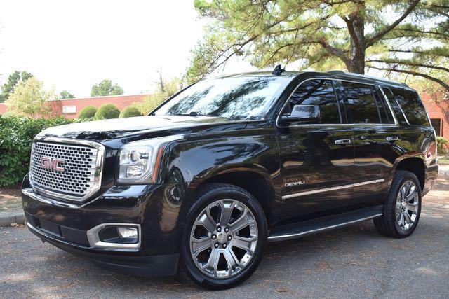 used 2017 GMC Yukon car, priced at $25,990