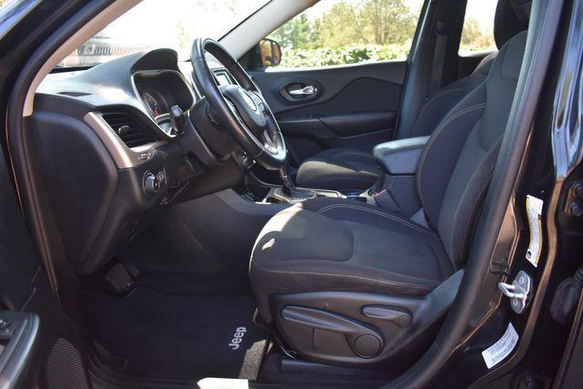 used 2016 Jeep Cherokee car, priced at $11,990