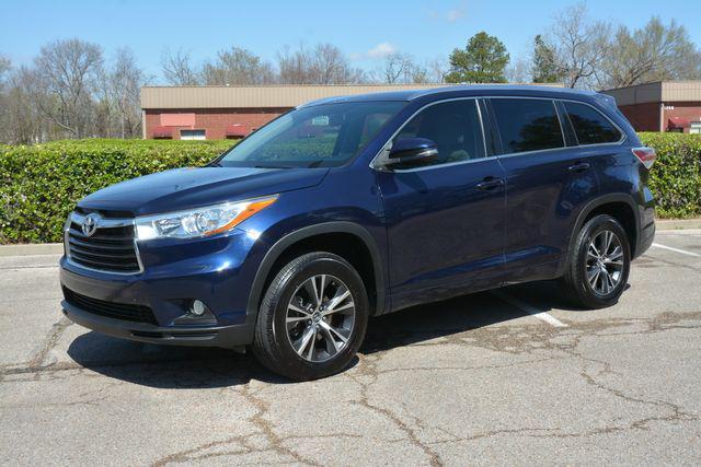 used 2016 Toyota Highlander car, priced at $17,990