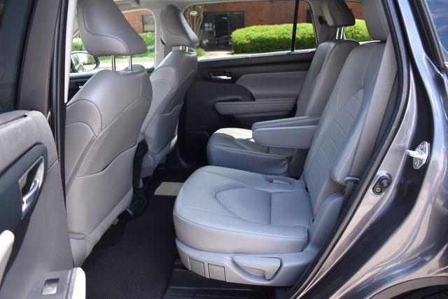 used 2022 Toyota Highlander car, priced at $32,990