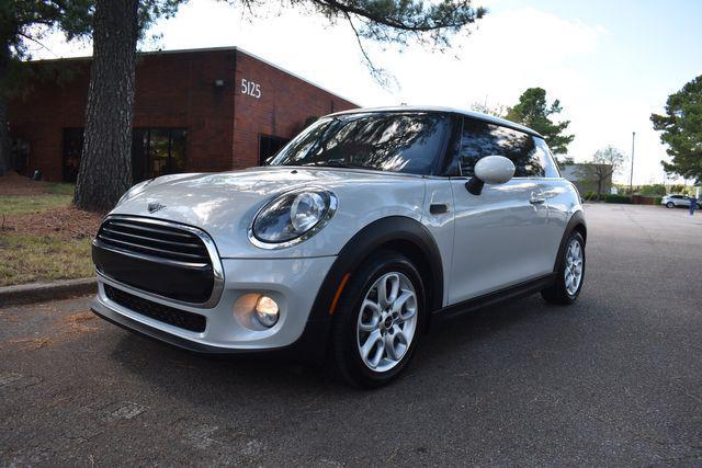 used 2019 MINI Hardtop car, priced at $13,990