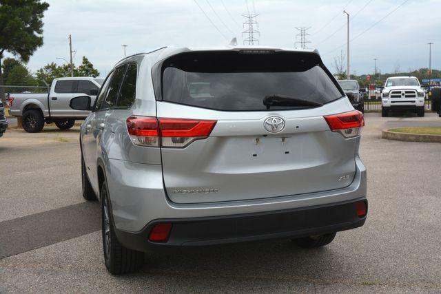 used 2019 Toyota Highlander car, priced at $22,750