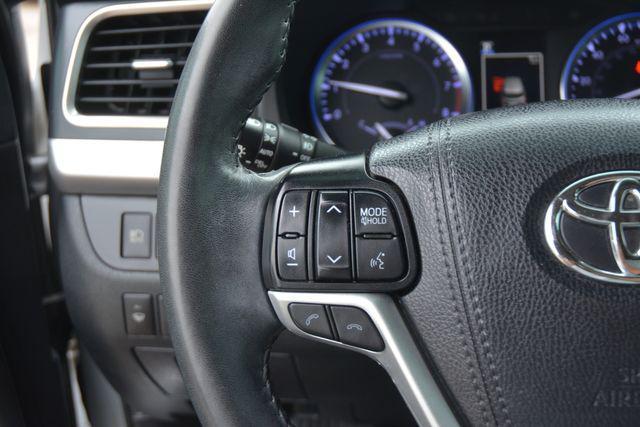 used 2019 Toyota Highlander car, priced at $22,750