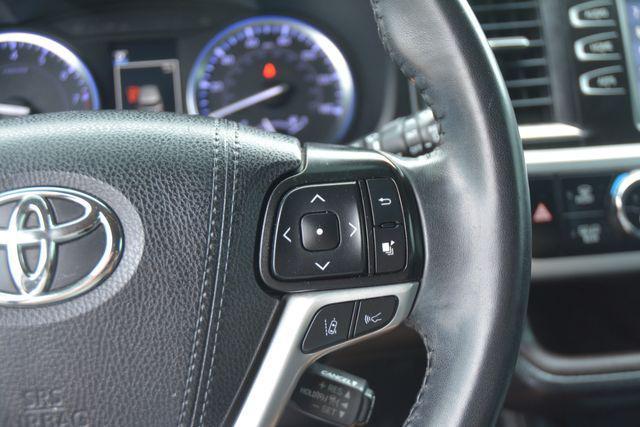 used 2019 Toyota Highlander car, priced at $22,750