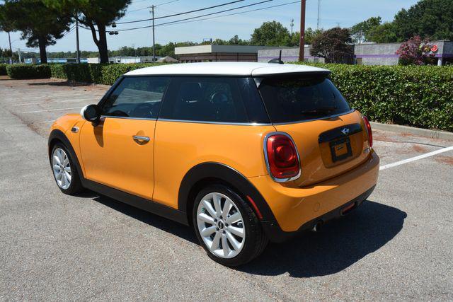 used 2018 MINI Hardtop car, priced at $10,990