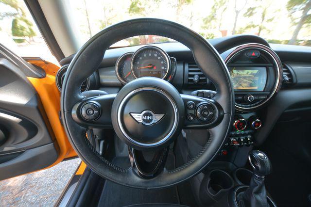 used 2018 MINI Hardtop car, priced at $10,990