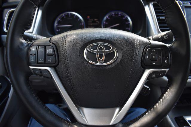 used 2018 Toyota Highlander car, priced at $22,990